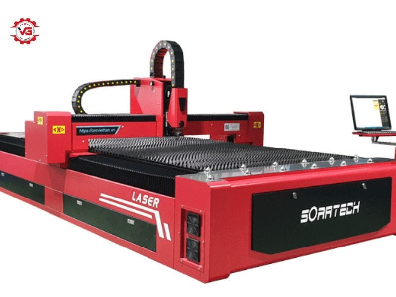 Máy cắt Laser nguồn tinh thể