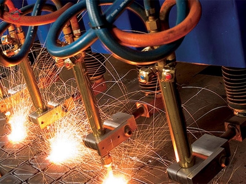 Toàn diện Cách Dùng Máy Cắt CNC An Toàn, Đúng Kỹ Thuật 7 su dung may cat cnc 1