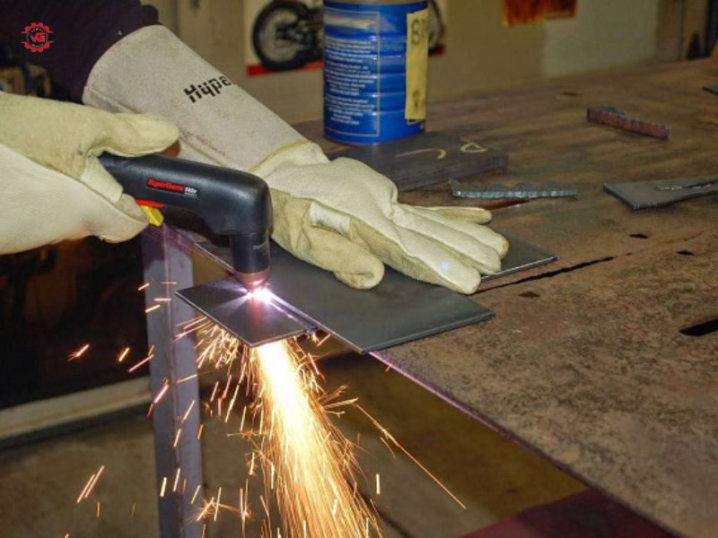 Tìm hiểu Cách Sử Dụng Máy Cắt Plasma An Toàn, Đúng Kỹ Thuật 7 su dung may cat plasma 1