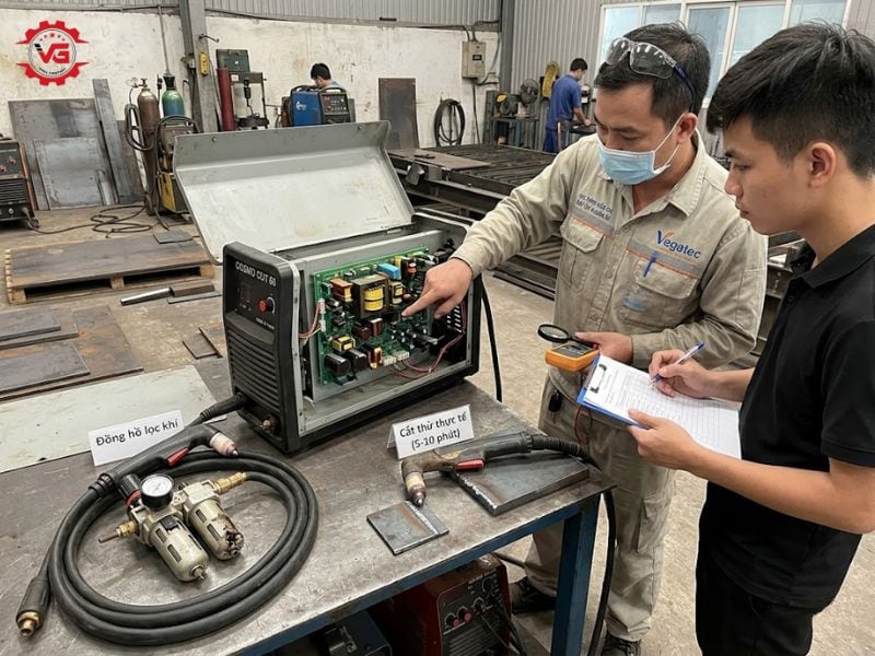Công bố Kinh Nghiệm Mua Máy Cắt Plasma Cũ Chất Lượng Phù Hợp 7 kiem tra may cat plasma cu